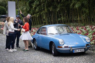 Porsche 901 Prototyp "Quickblau" coupé Karmann 1963